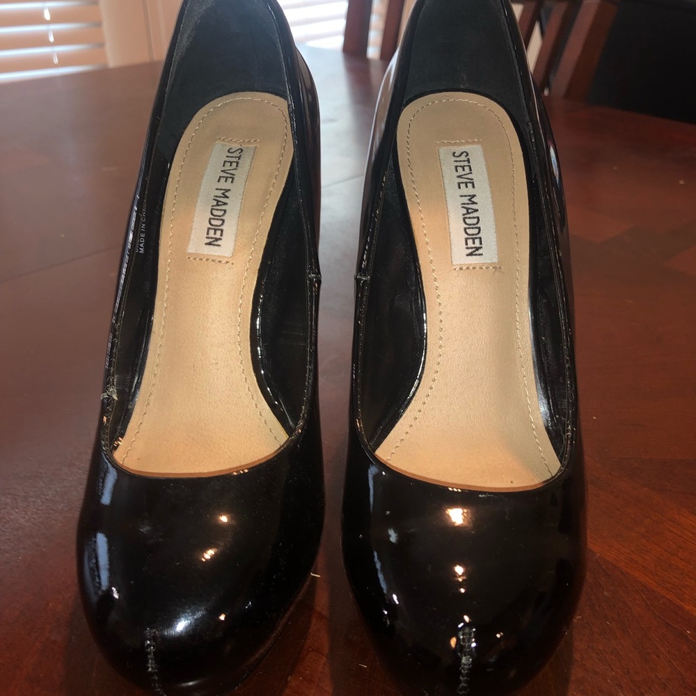 Steve Madden black heels